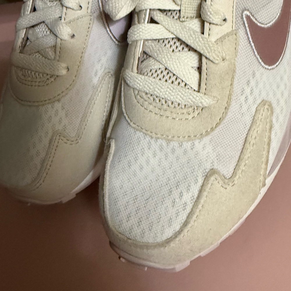 Nike Air Max Solo, Women’s Sz. 10, Style FN0784-005 New Sneakers - Picture 13 of 16